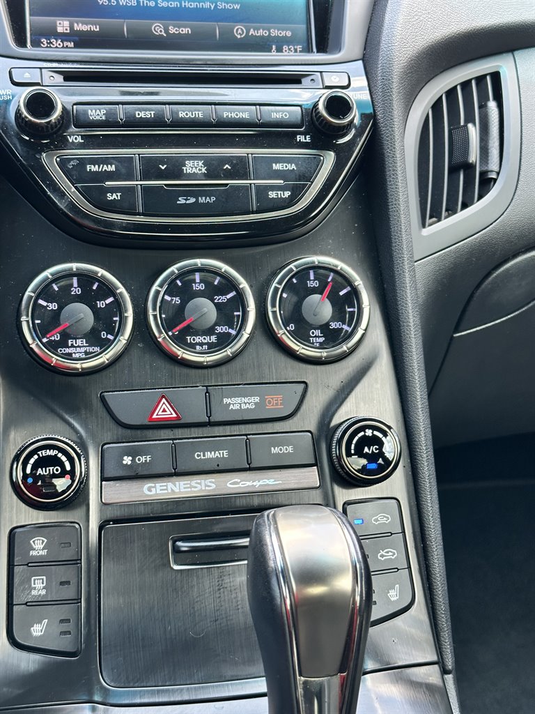 Hyundai Genesis Coupe photo 17