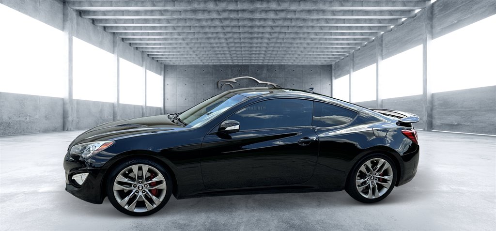 Hyundai Genesis Coupe photo 2